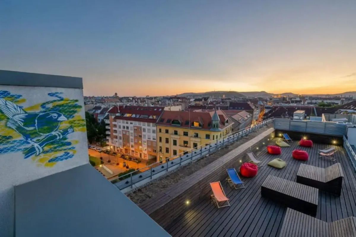 Dean’s Home Budapest