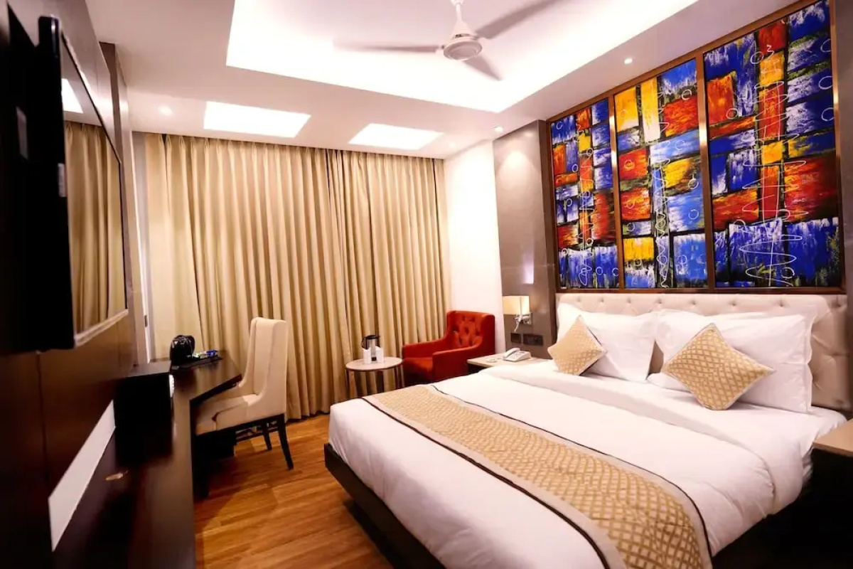 Hotel City Pride