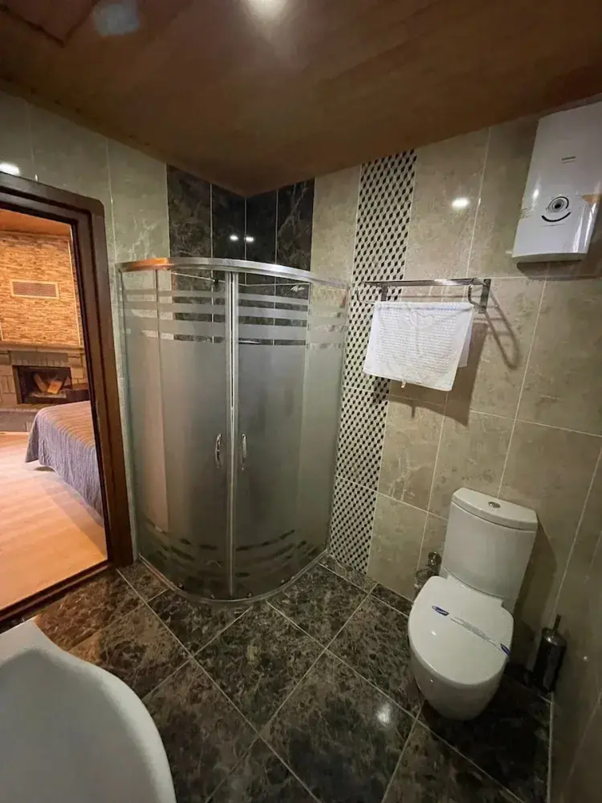 Pinar Kir Evi