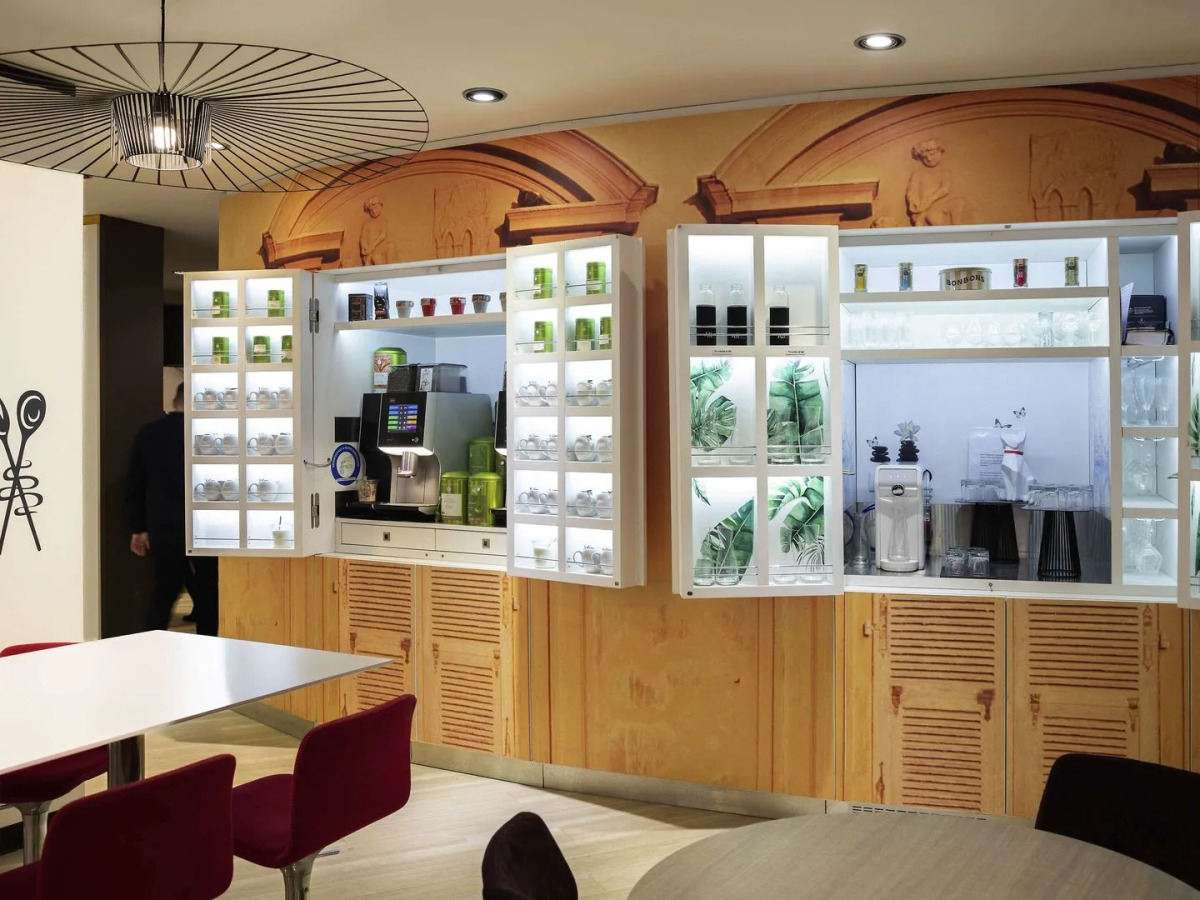 Отель Mercure Nice Centre Grimaldi