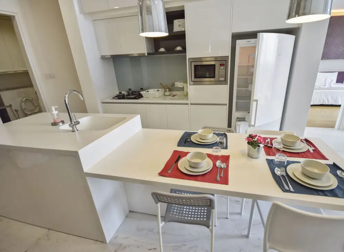 Platinum KLCC Kuala Lumpur by SabaSuites 