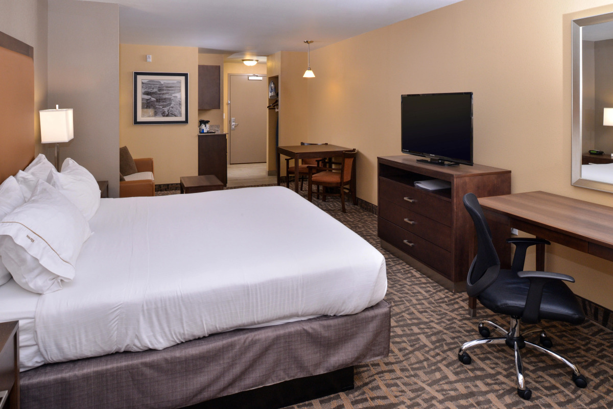 Holiday Inn Express & Suites Page - Lake Powell Area by IHG