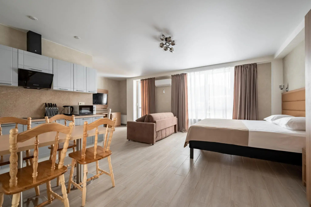 Hotel Leon (Леон)