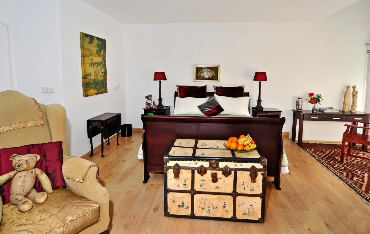 Admiralty B&B