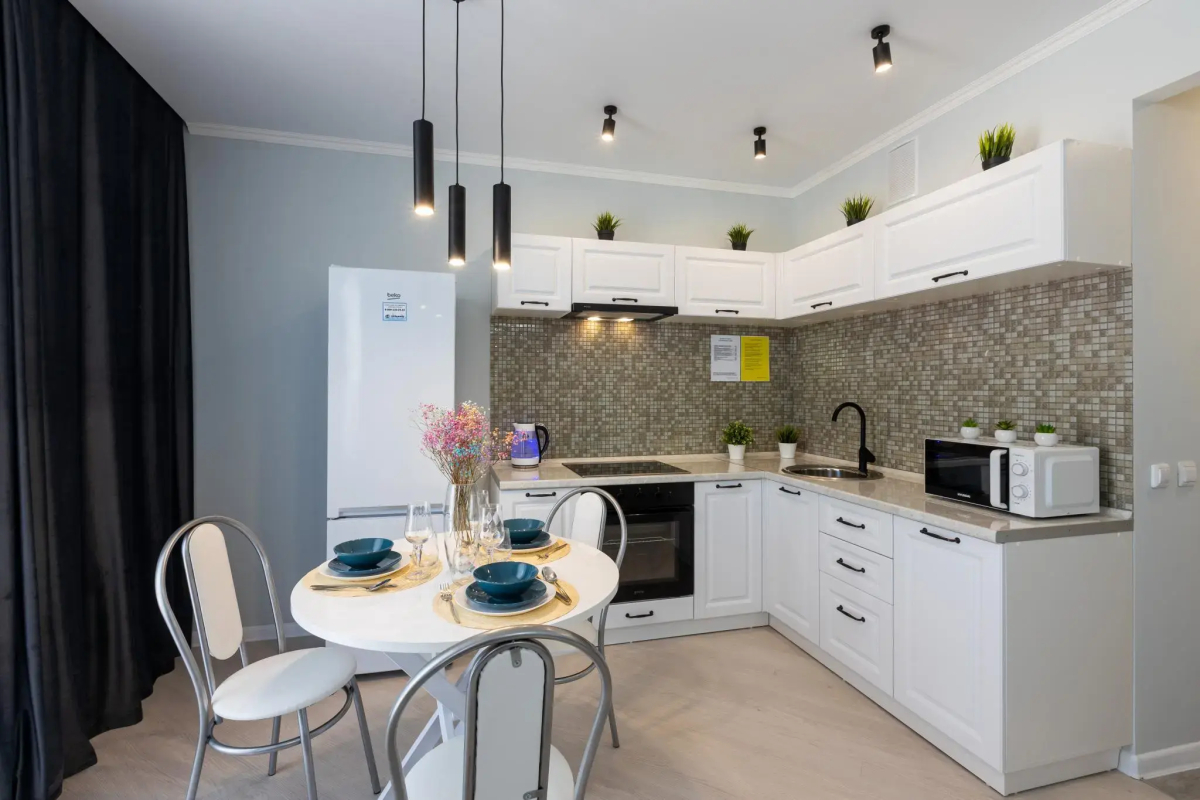 Сутки Уфа на улице Пархоменко