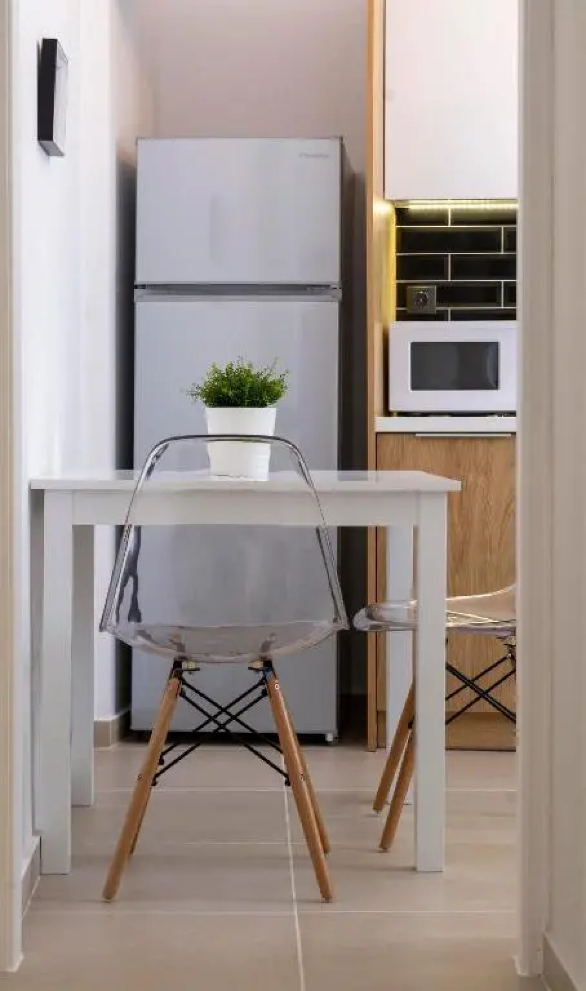 “Dandelion” apartment with an Acropolis view