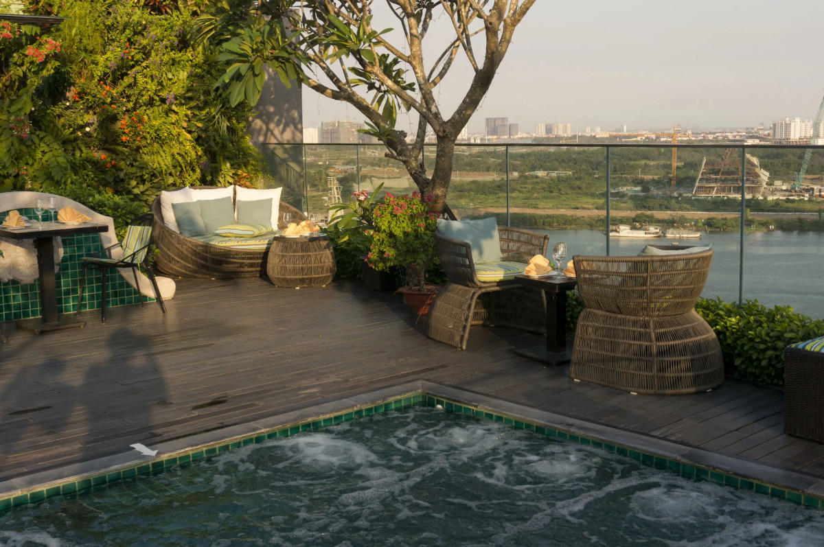 Silverland Jolie Hotel