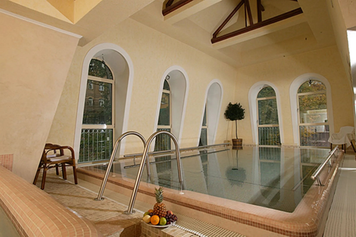 Humboldt Park Hotel And Spa