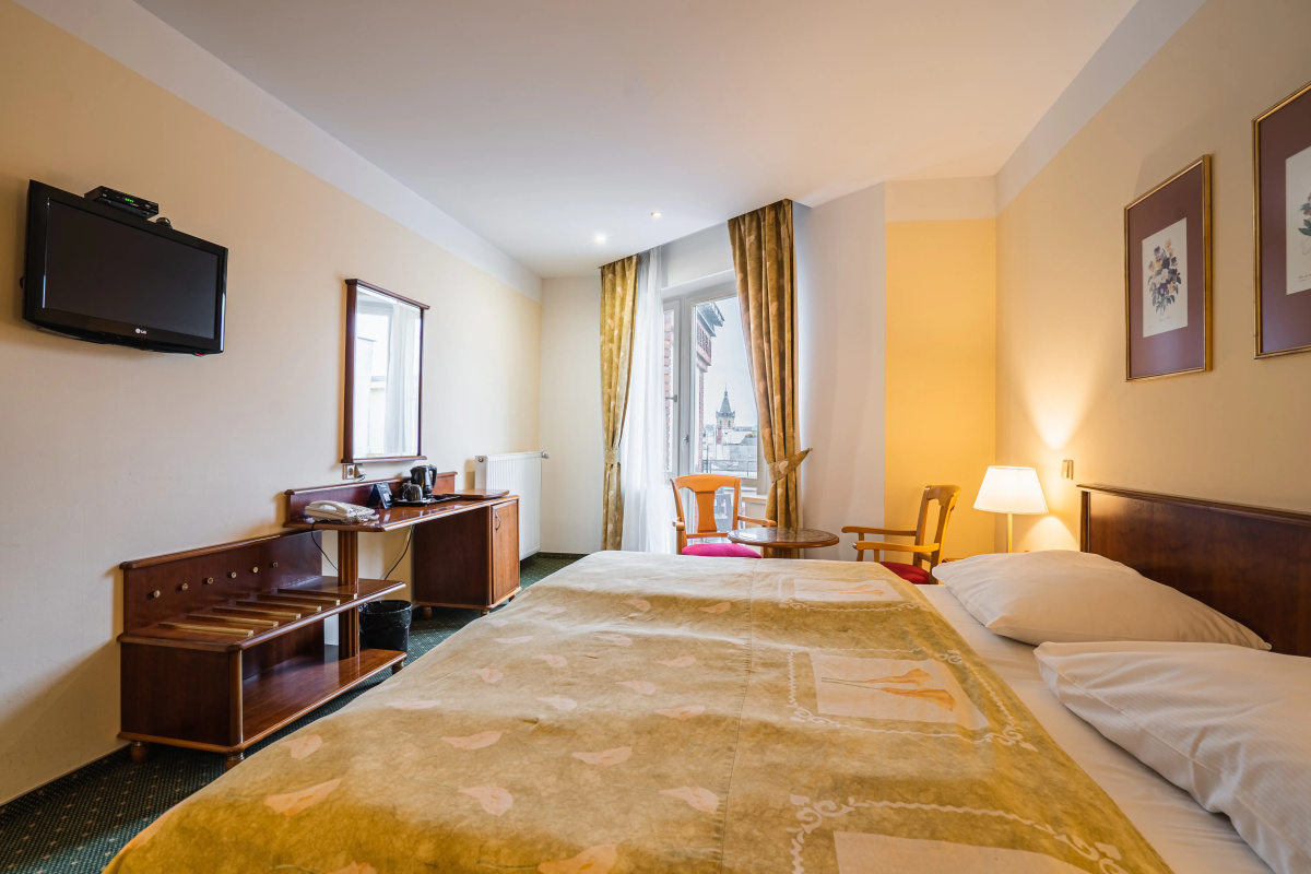EA Hotel Rokoko