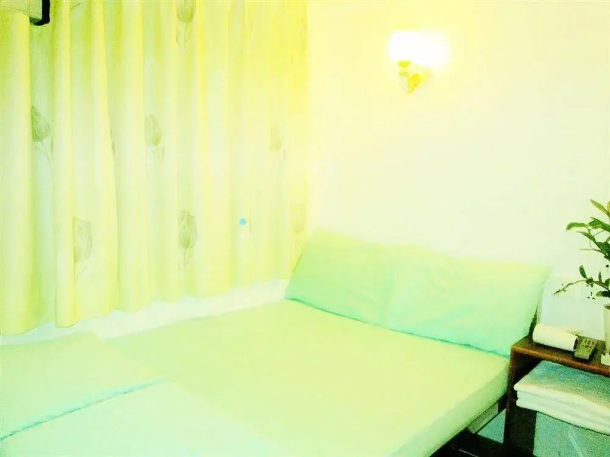 Las Vegas Guest House Carlton Group Of Hostels