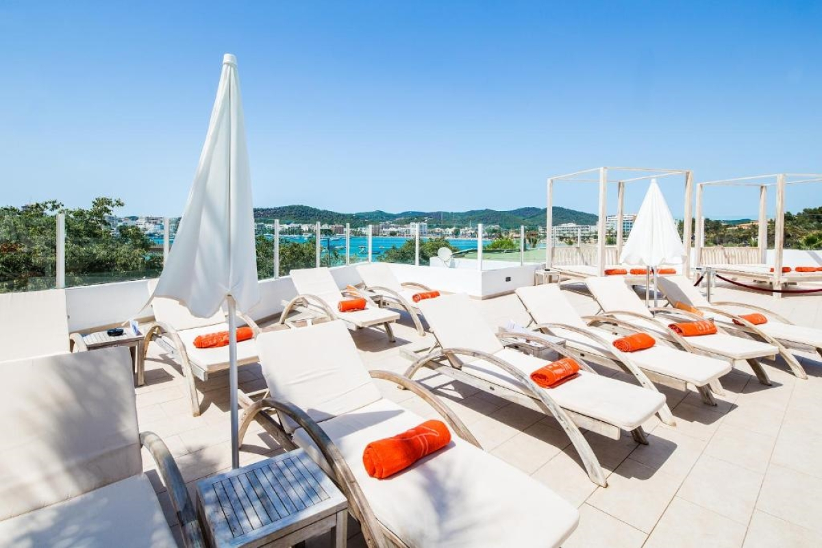 Отель THB Ocean Beach - Adults Only