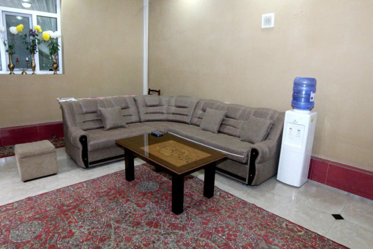 Al Mansur Guesthouse