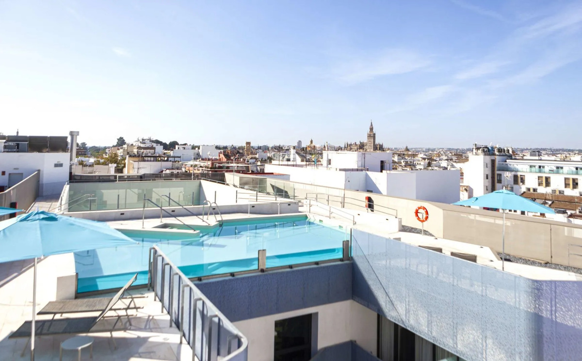 Hotel Macia Sevilla Kubb