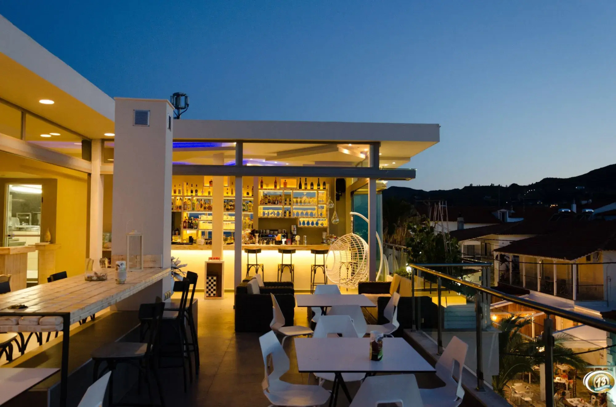 Alpha Luxury Suites