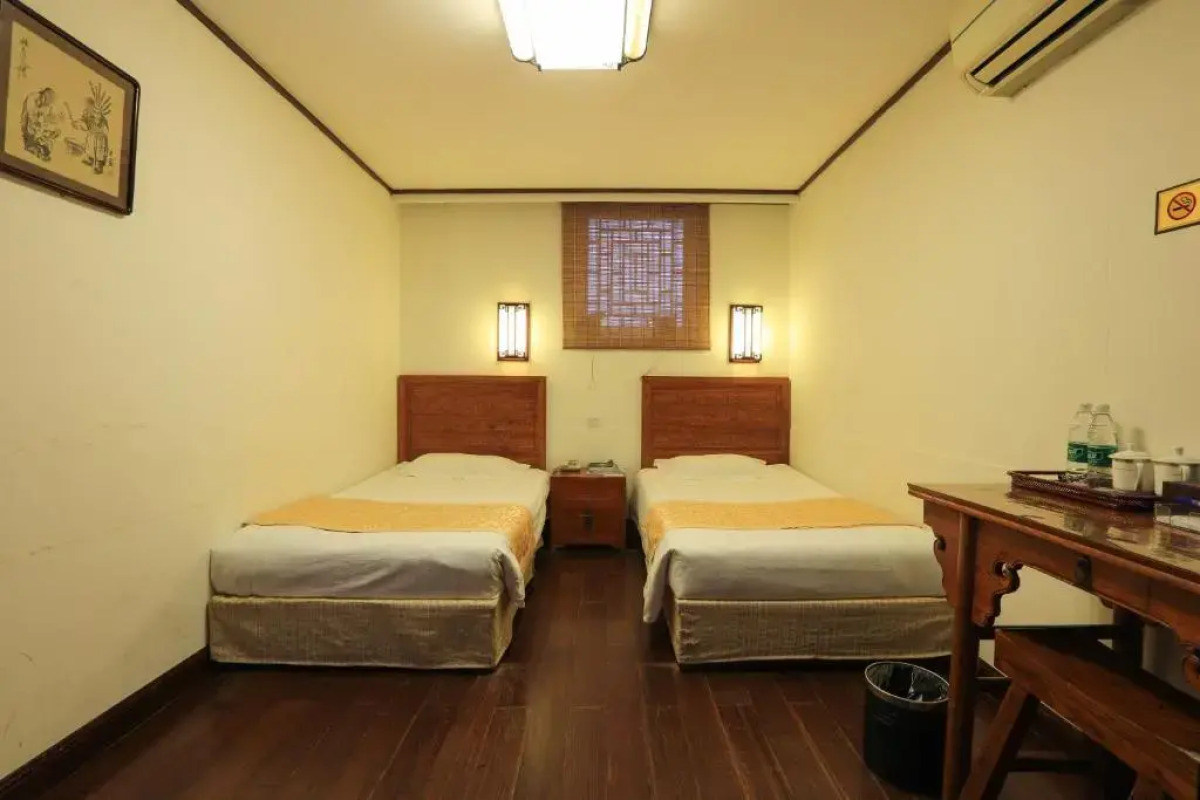 Beijing Jingyuan Courtyard Hotel