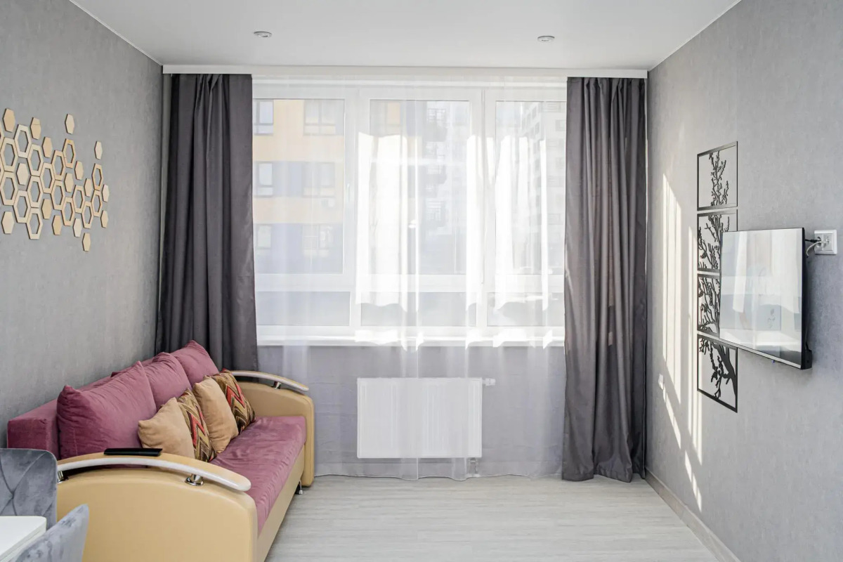 SunSet (СанСет) на улице Героя Советского Союза Аристархова