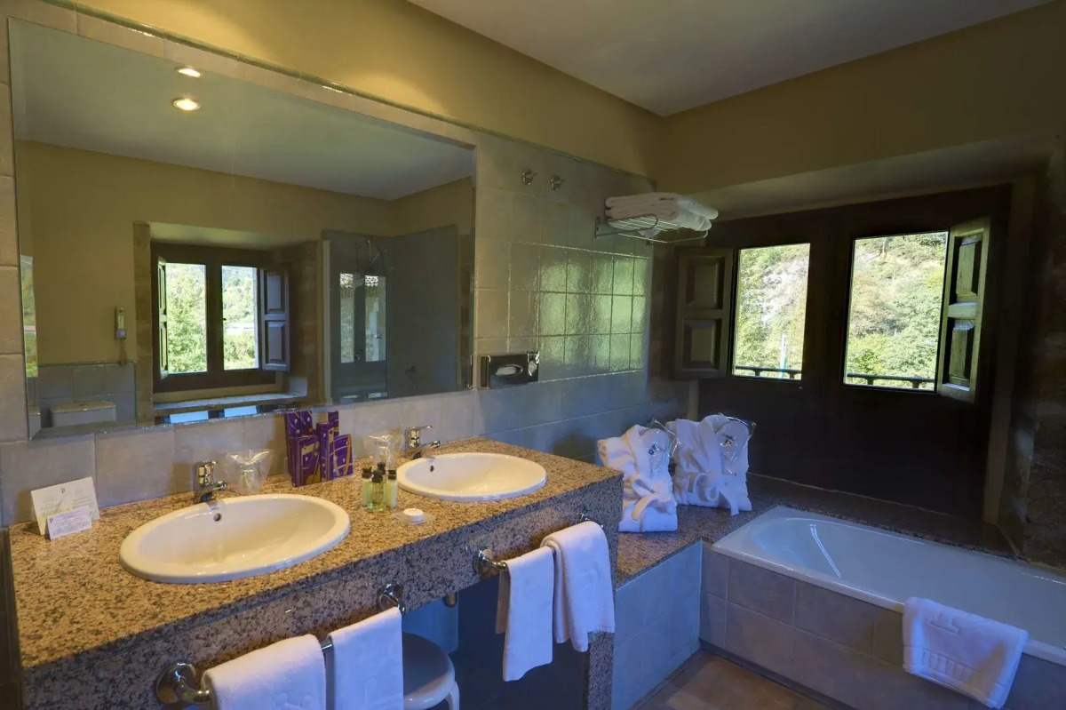 Parador De Cangas De Onis