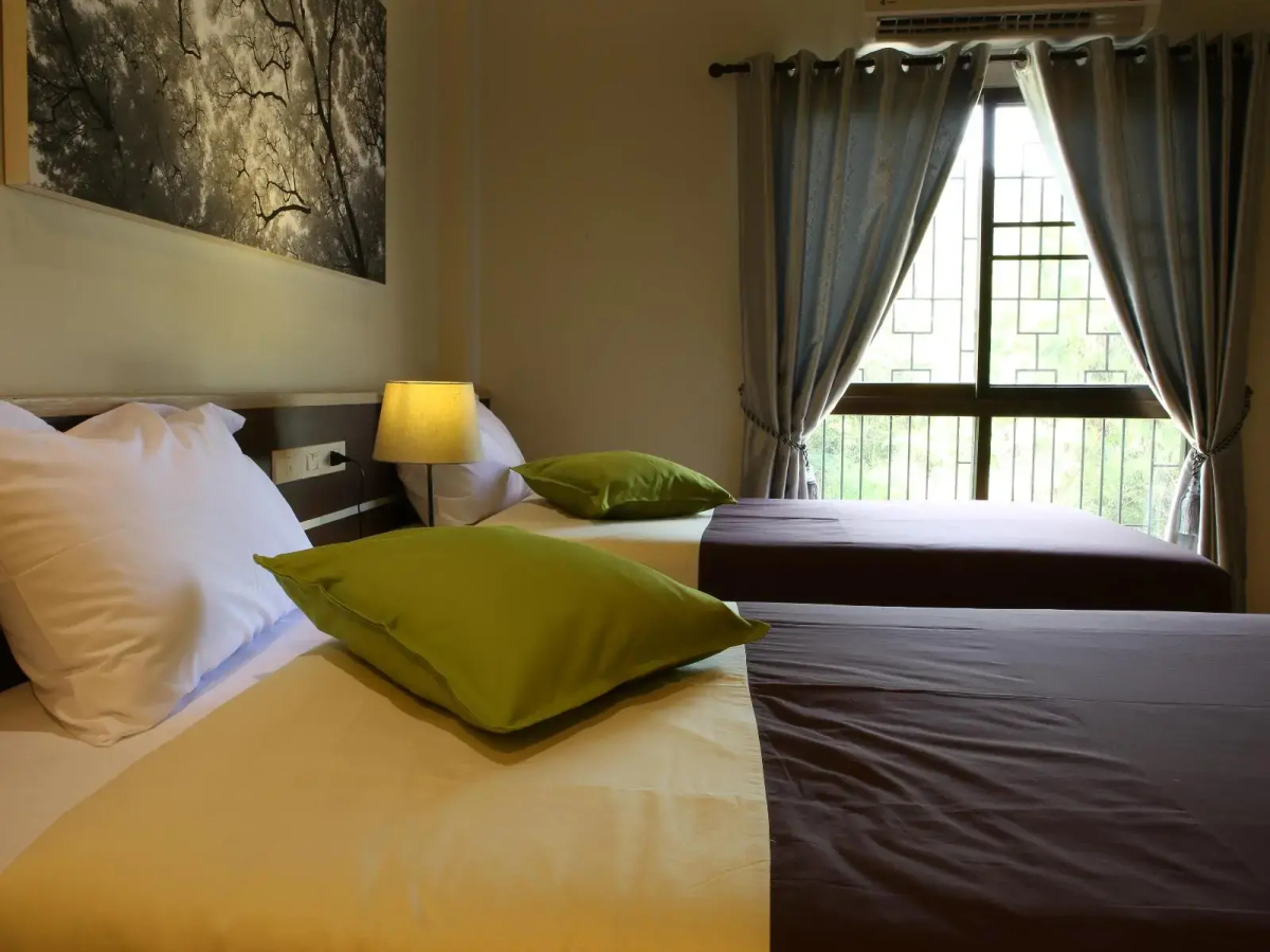 Sleep Tight Hotel