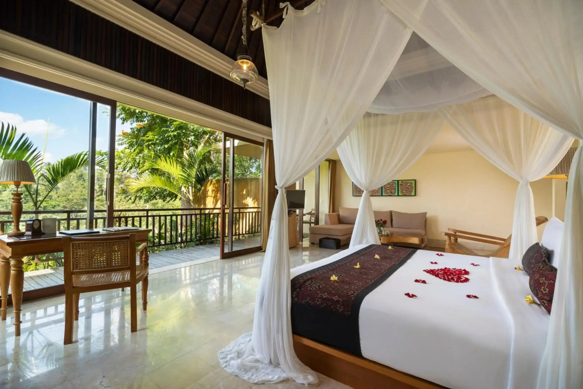 Курорт Komaneka at Tanggayuda