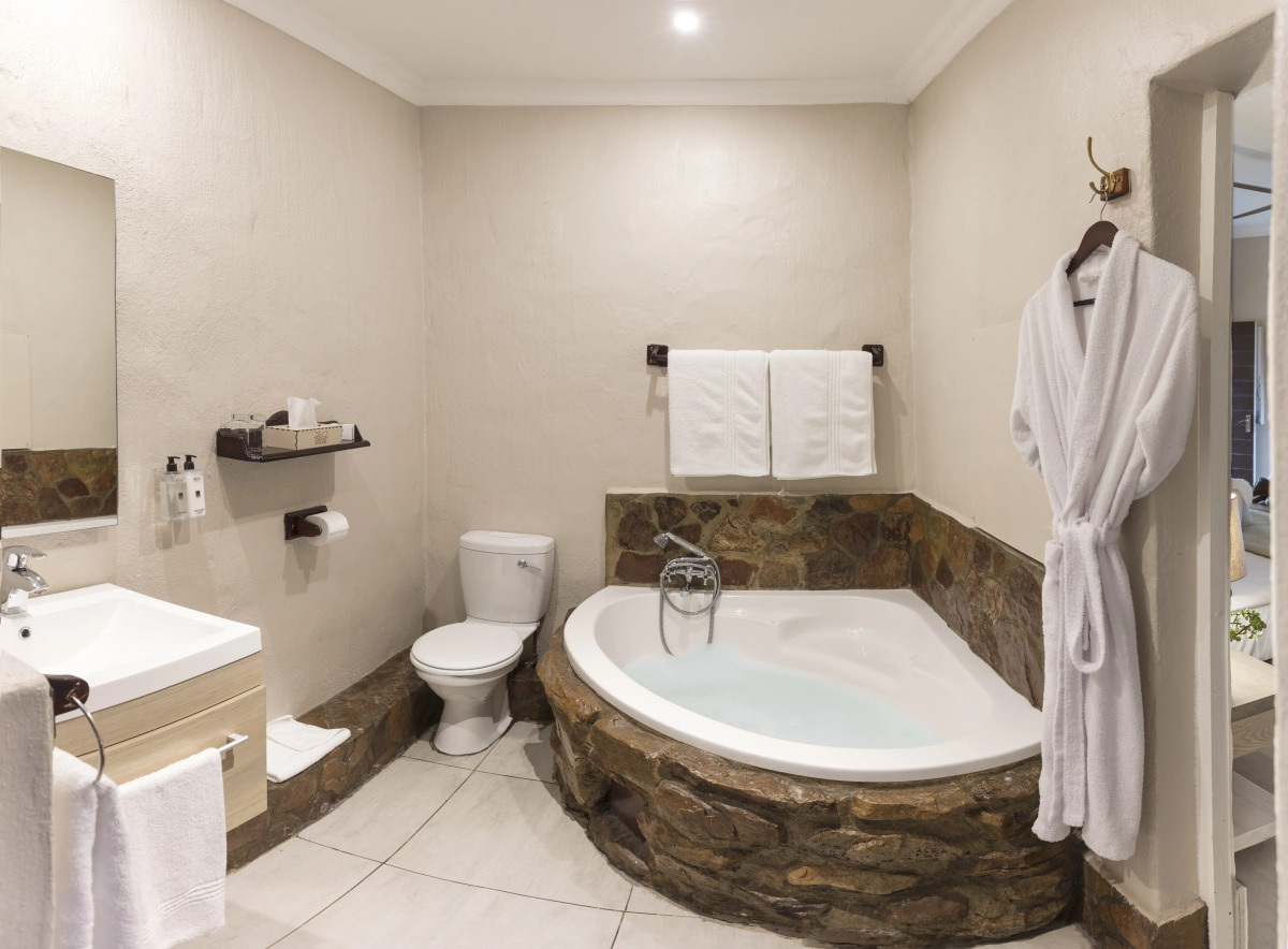 Aquila Private Game Reserve & Spa