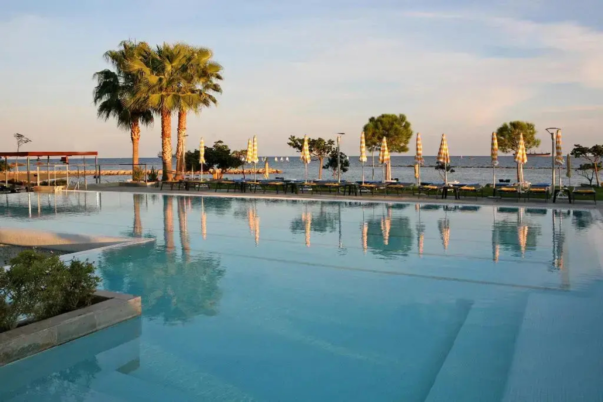 Crowne Plaza Limassol by IHG