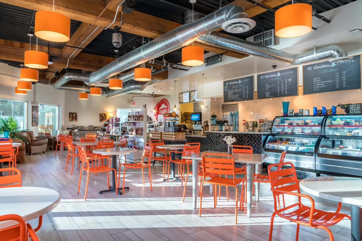 OYO Hotel & Casino (formerly Hooters Casino Hotel)