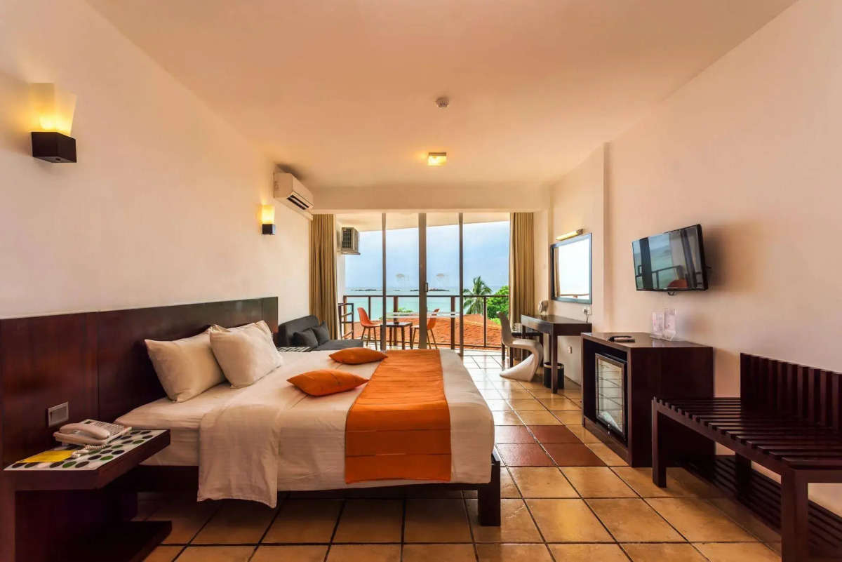 Calamander Unawatuna Beach