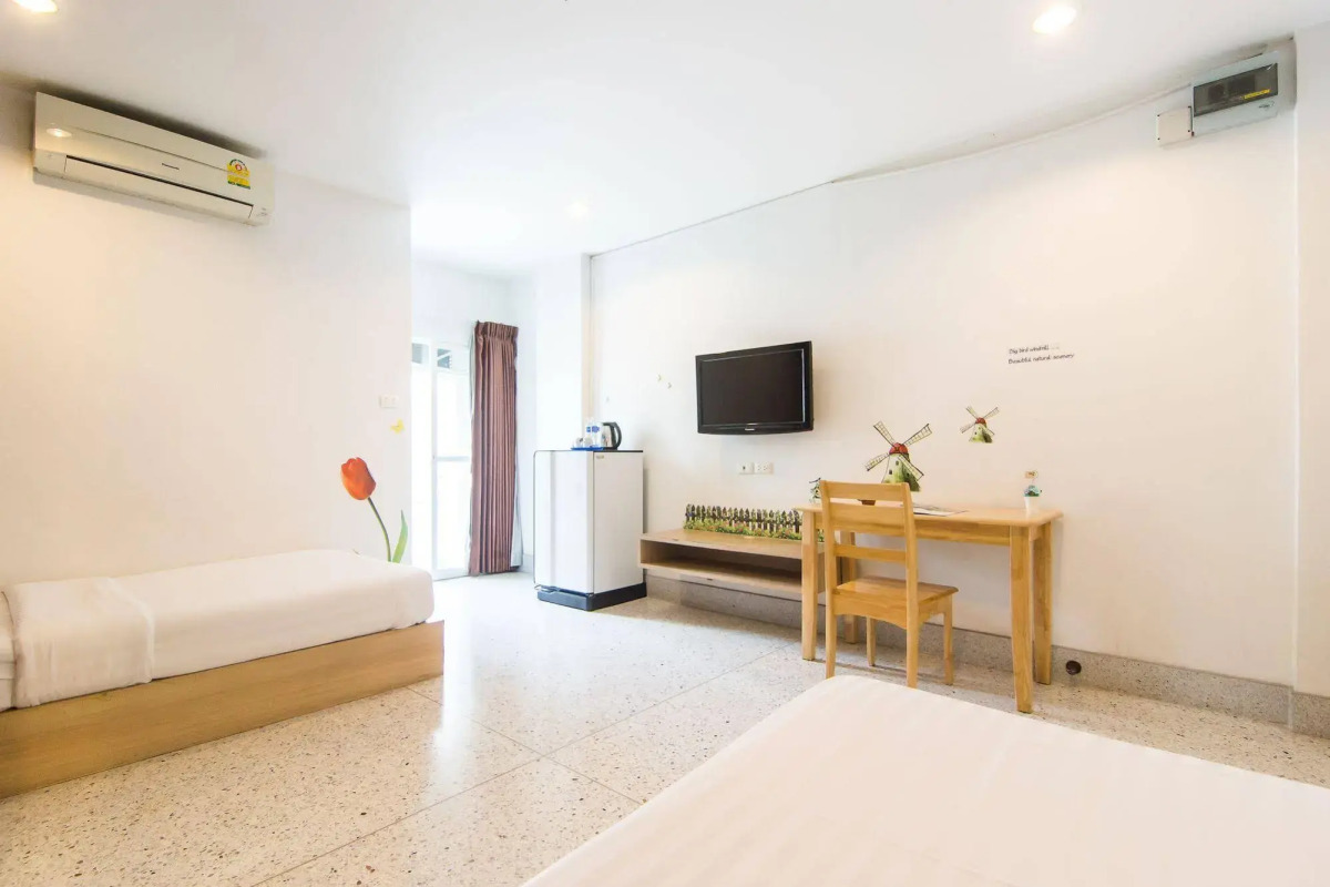 The Fifth Residence Hotel