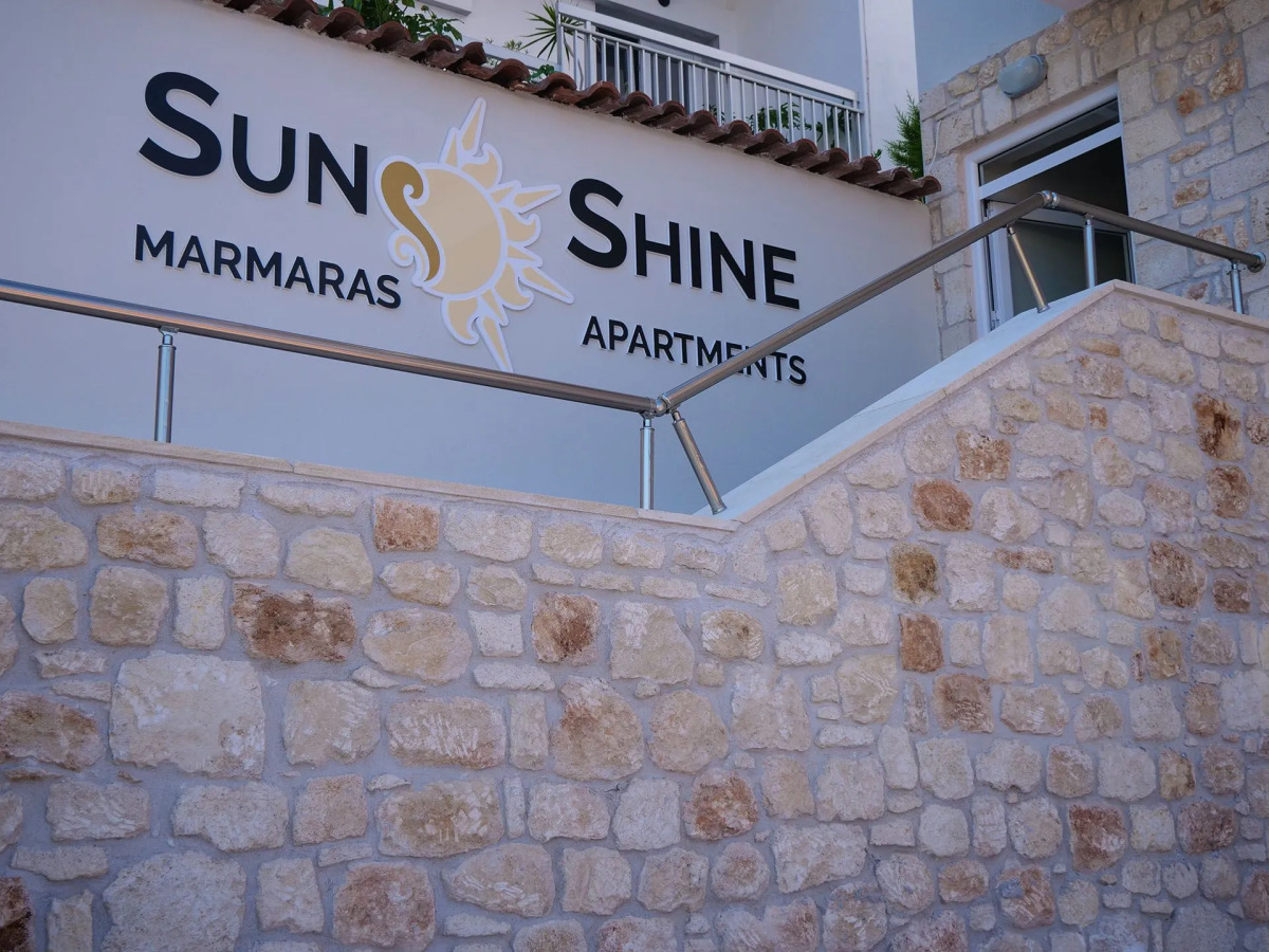 Sunshine Apartments