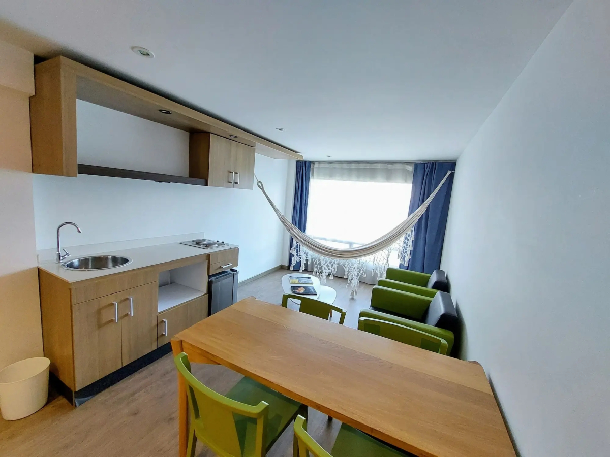 Viaggio Teleport Suites