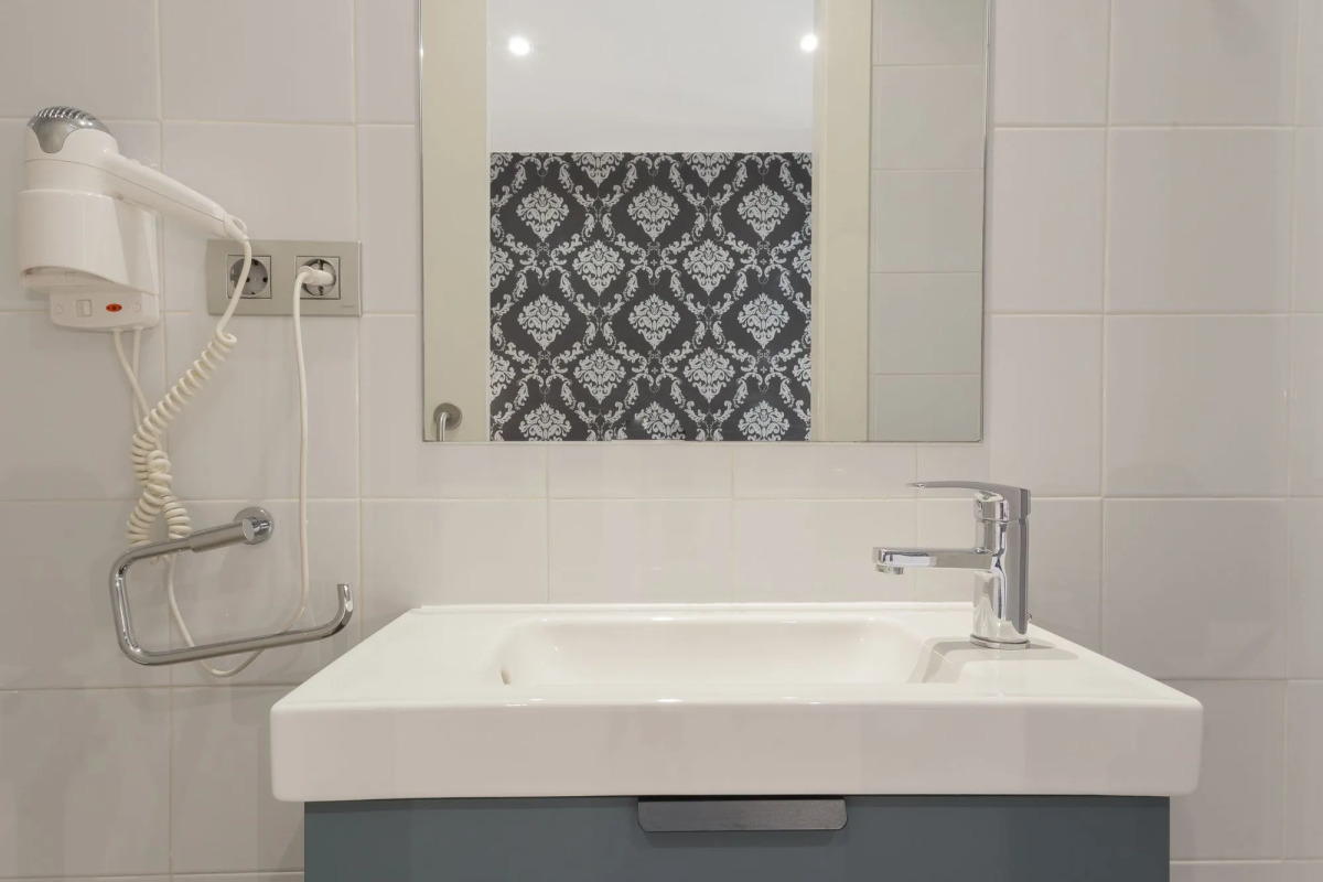 Liceu Apartments by gaiarooms