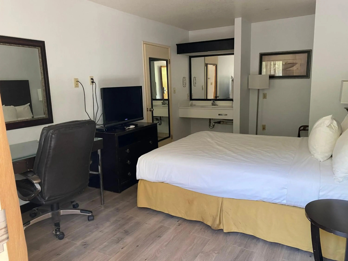 Hotel Silver Lake