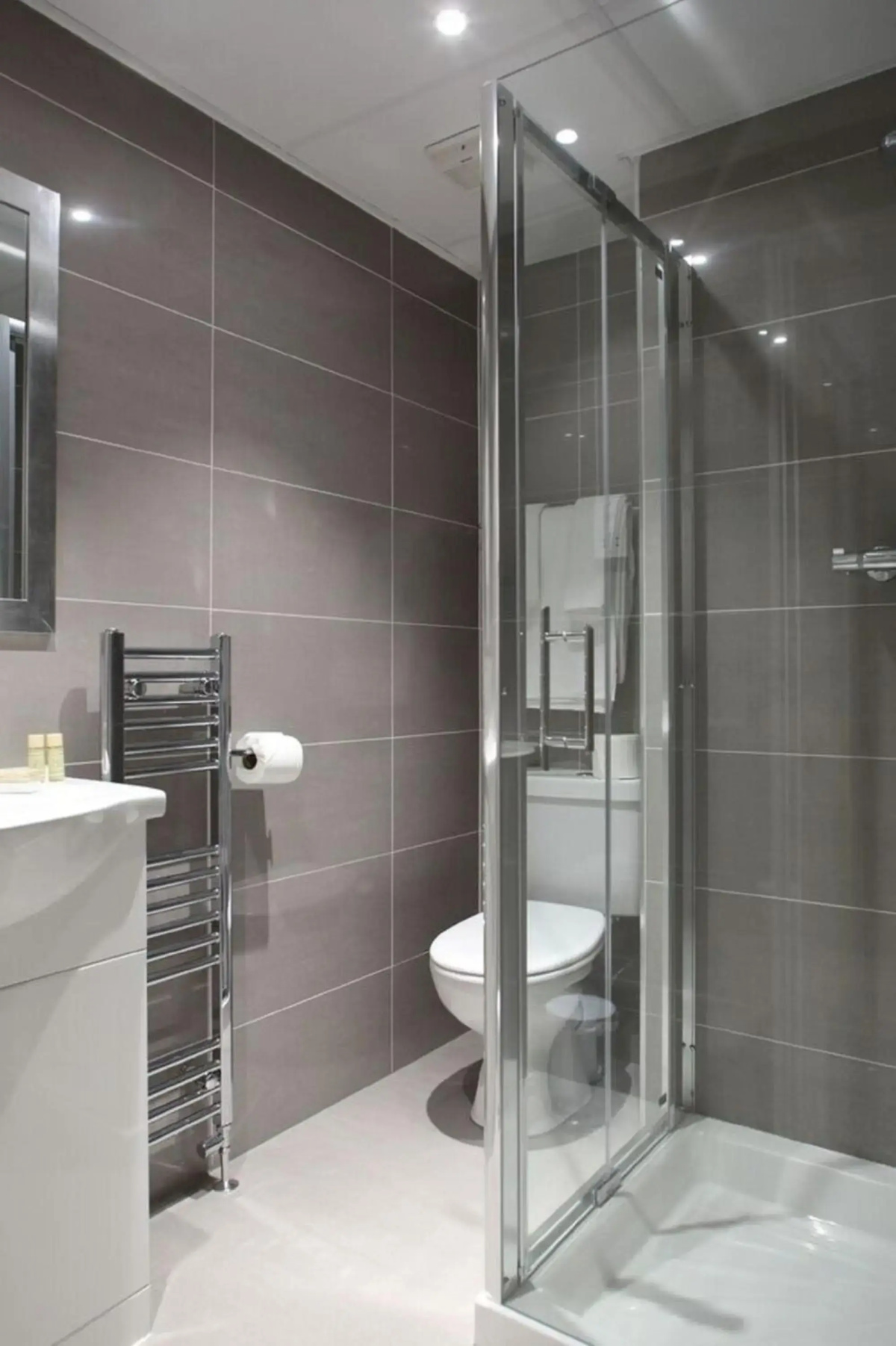 Kensington Gardens Hotel