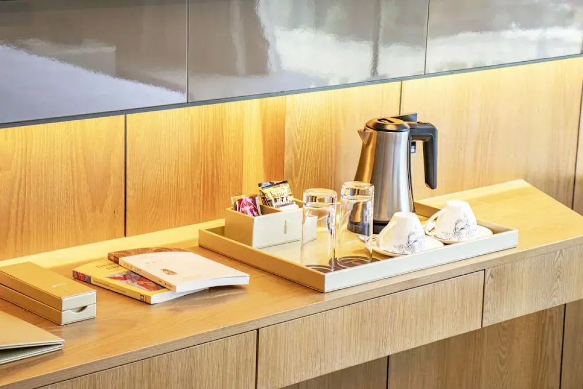 YOHO Treasure Island Hotel