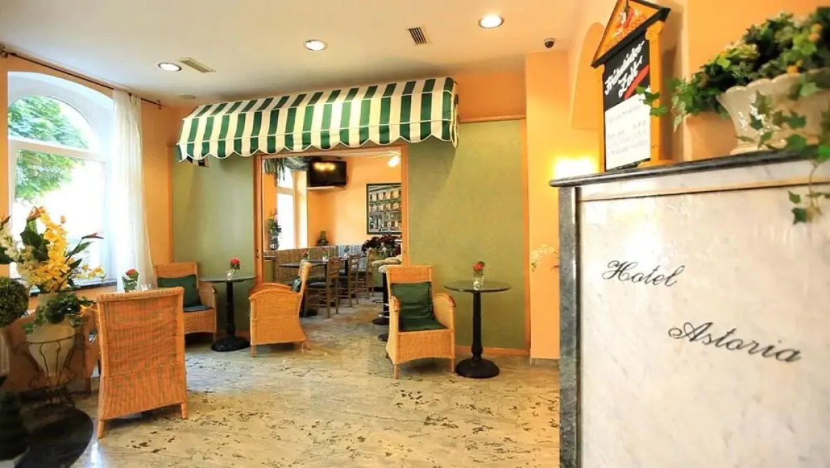 Adesso Hotel