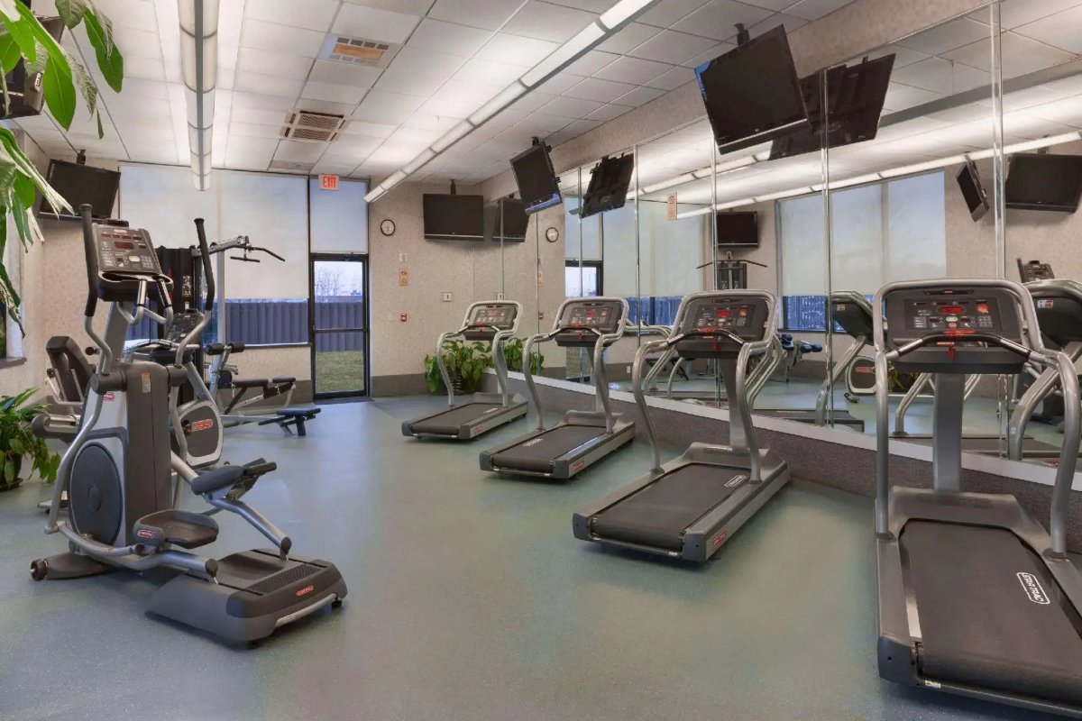 Holiday Inn Newark International Airport by IHG