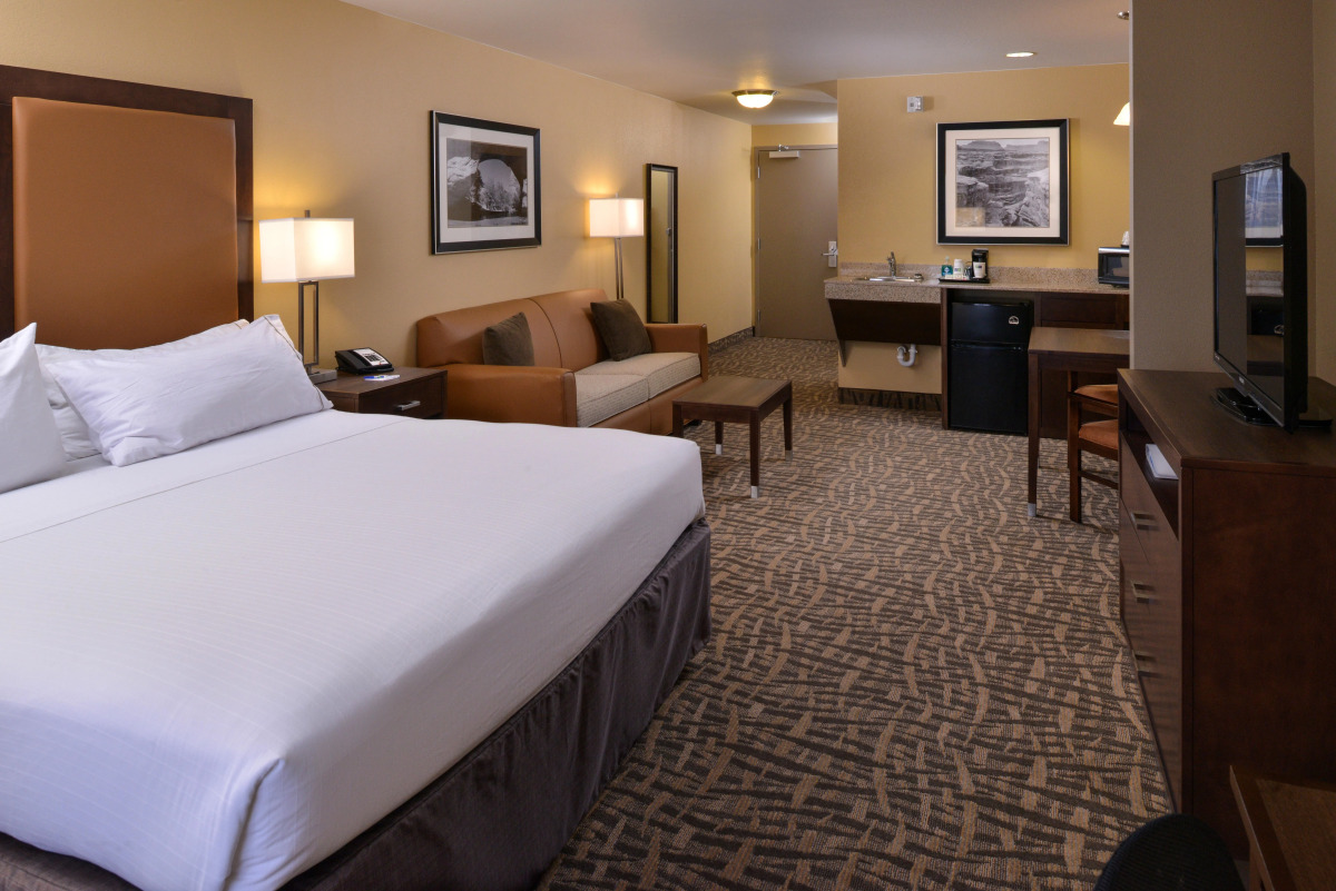 Holiday Inn Express & Suites Page - Lake Powell Area by IHG
