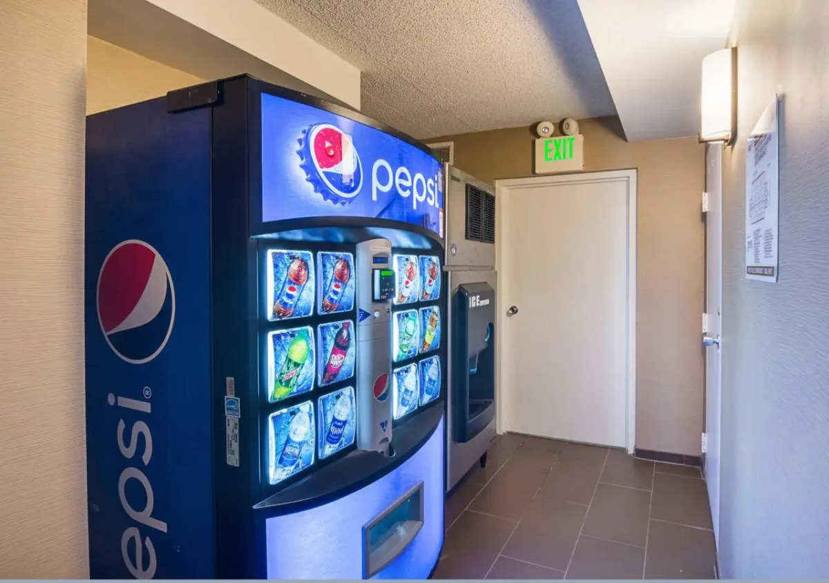 Comfort Inn by the Bay