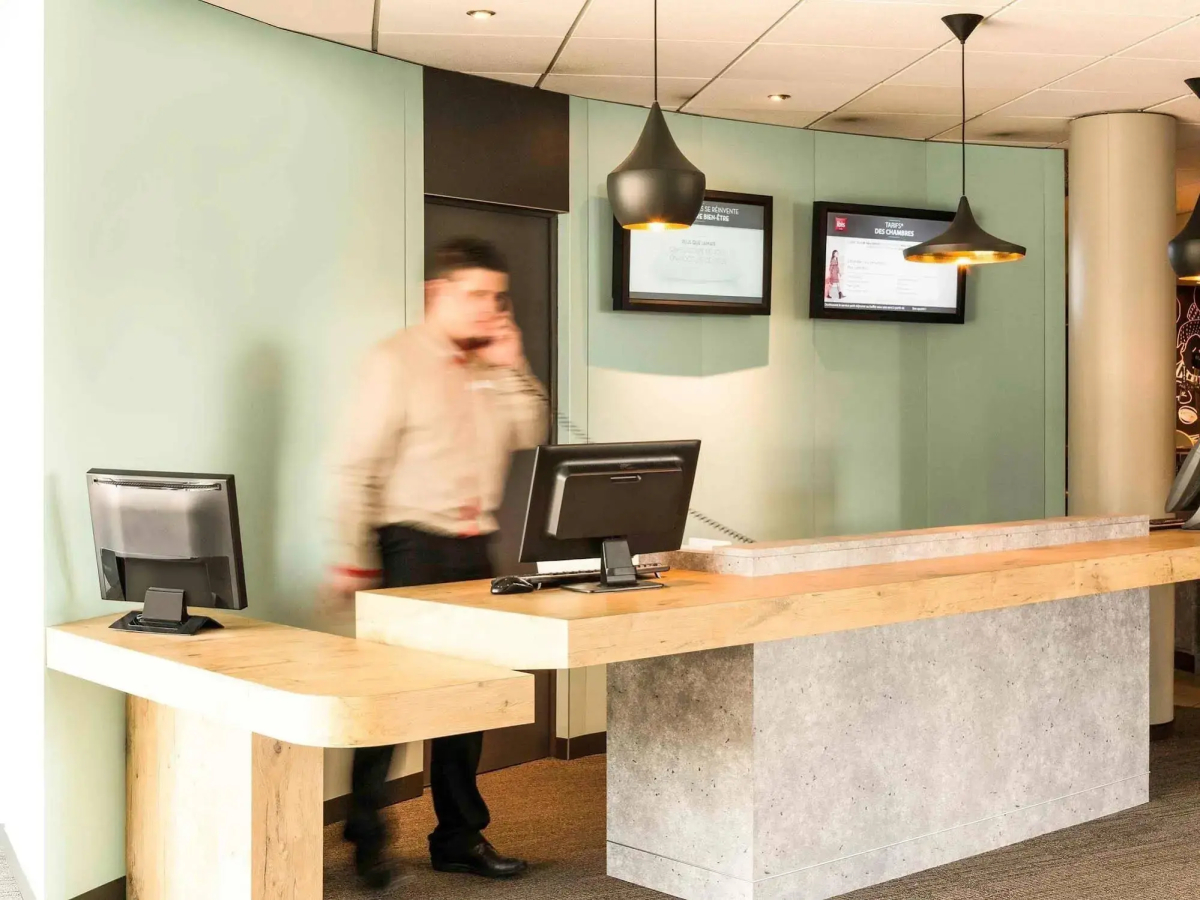 Hôtel ibis Orly Chevilly Tram 7