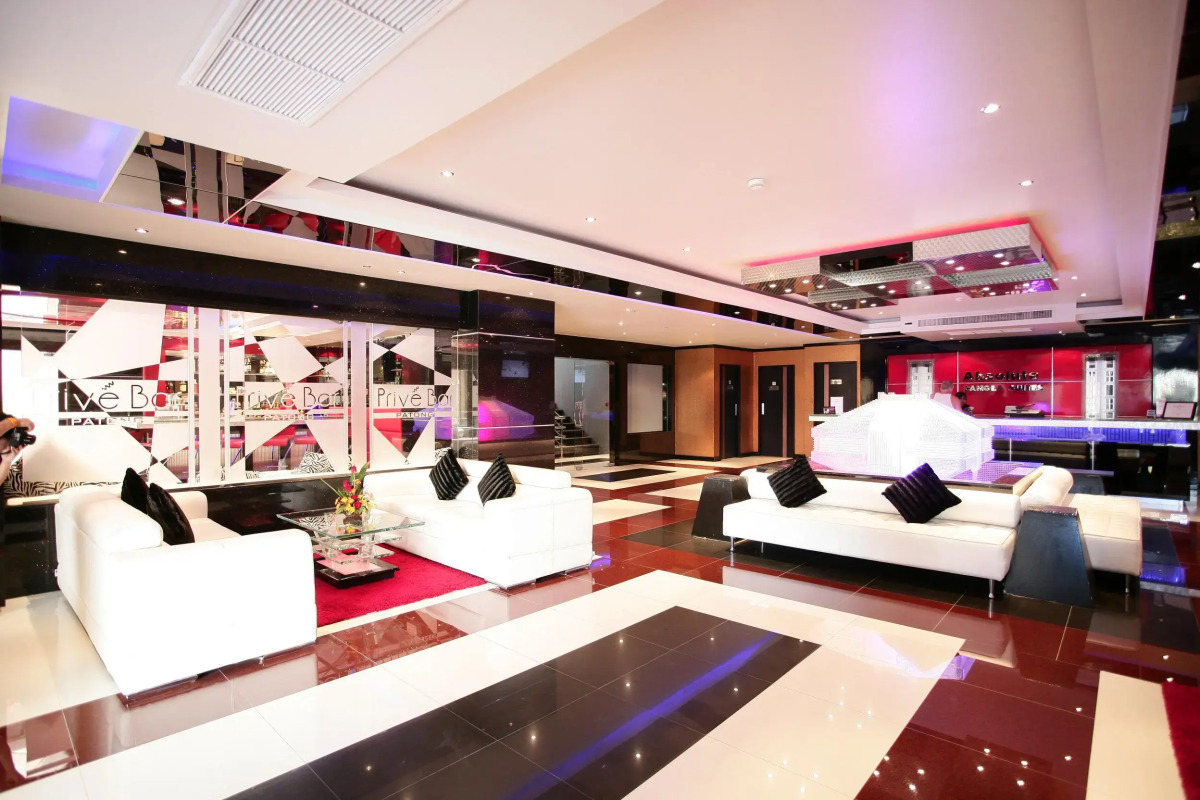 Absolute Bangla Suites