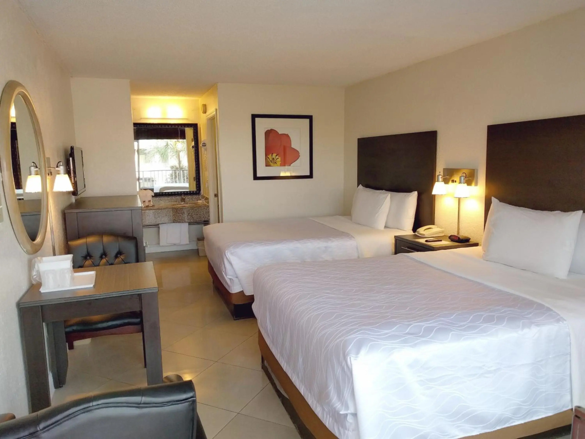 Red Carpet Inn Airport and Cruise Port Hotel Fort Lauderdale