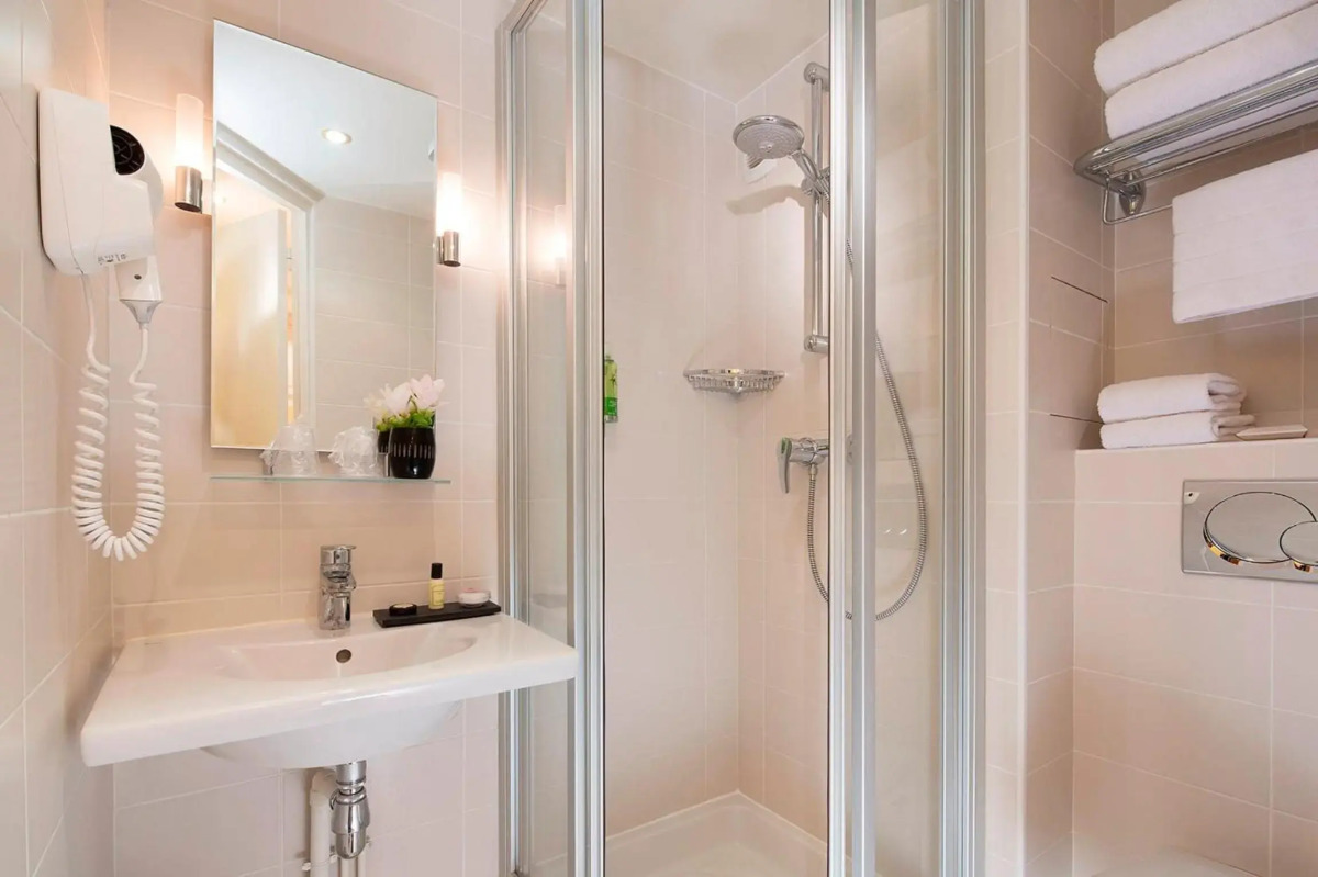 Hotel Queen Mary Paris