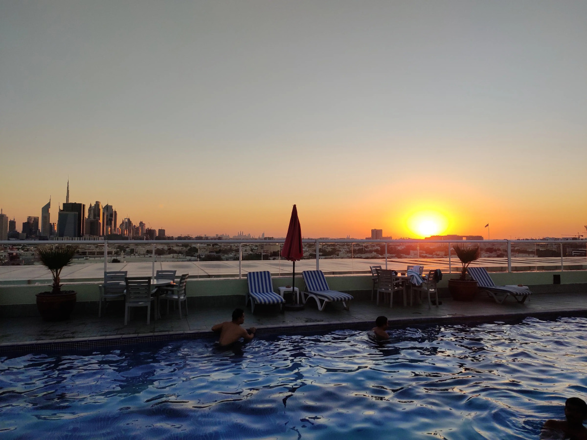 Отель Wescott Plaza Hotel Apartment