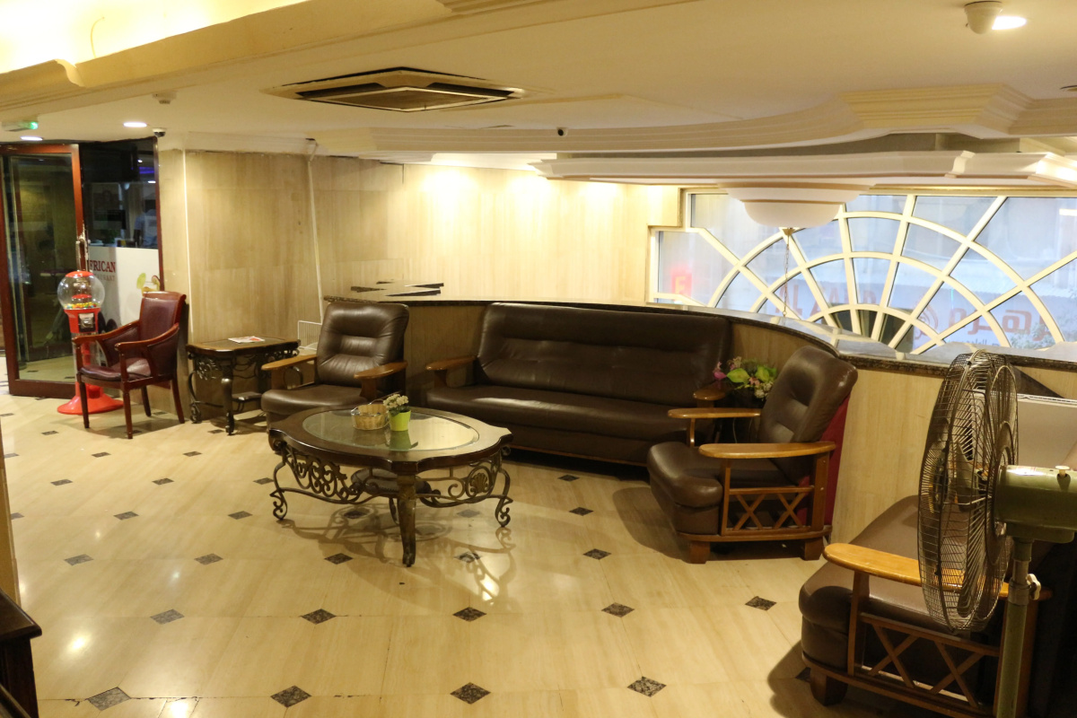 Mariana Hotel
