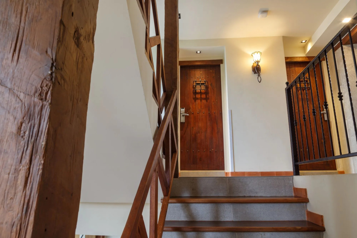 Le Charcoa Hotel