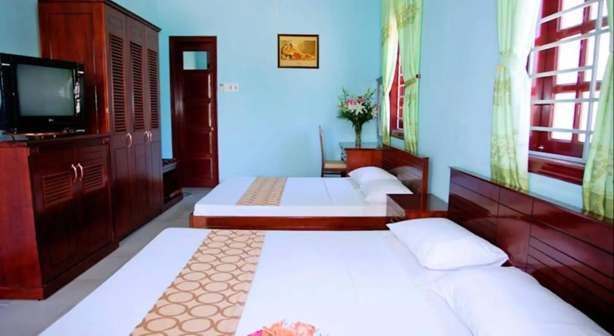 Tuyet Mai Hotel