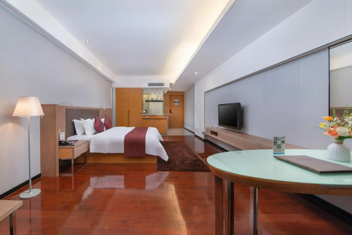 Ramada Plaza Shenzhen North