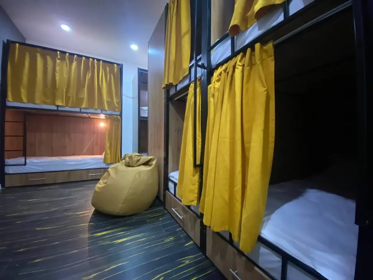 Flats Hostel