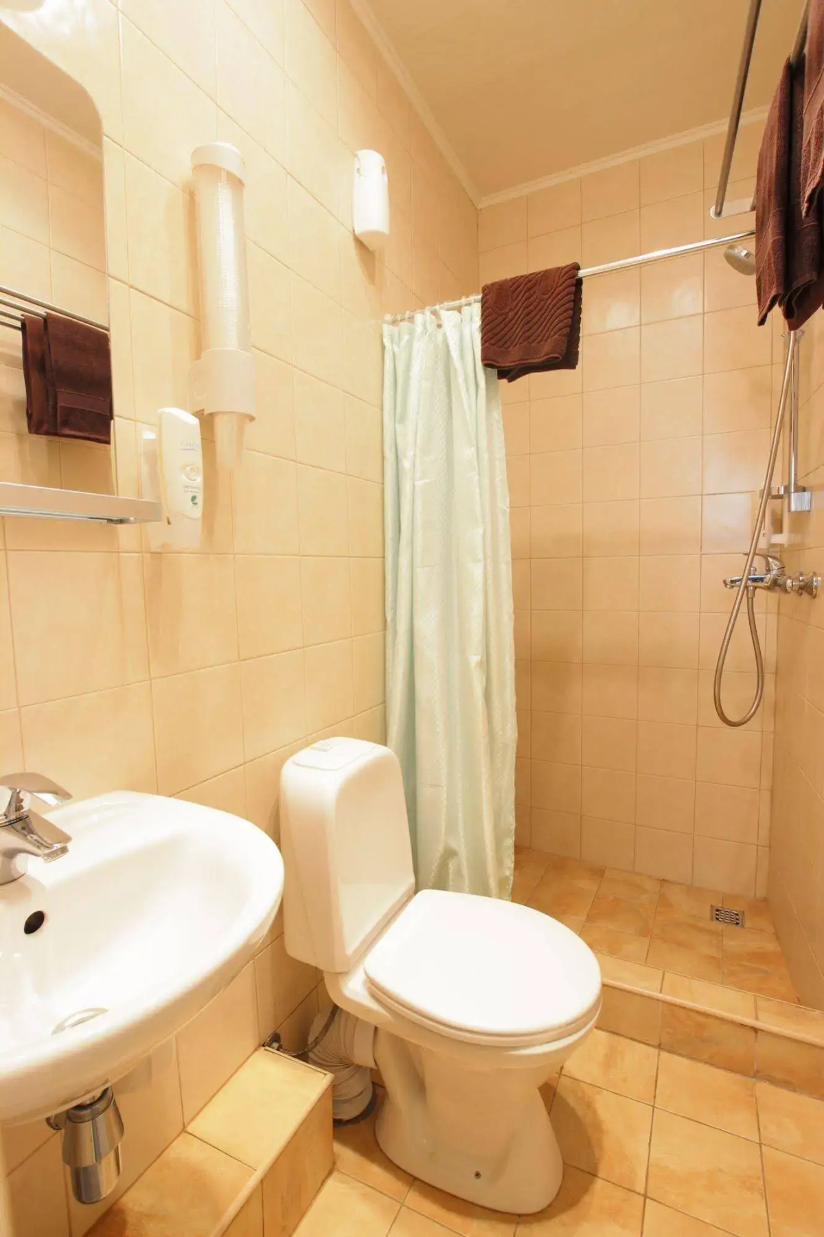 Невский просп., 105