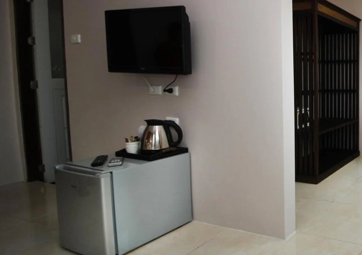 OYO 75321 Gemma Patong